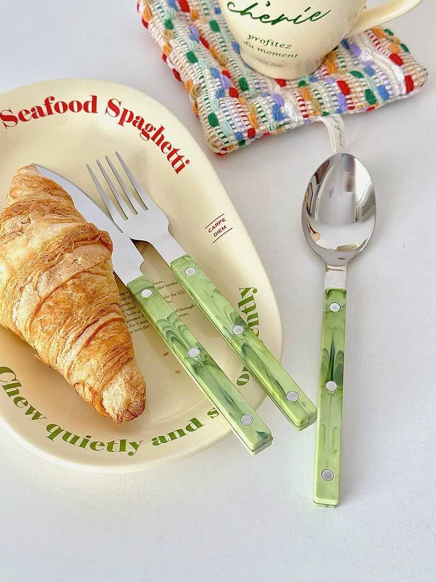 10-Pcs Sleek Modern Flatware Set, Bistrot Stylish Cutlery Silverware