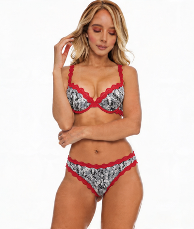 Women's Camo Lace Panty - Envision Red Hunting Underwear - Wilderness Dreams