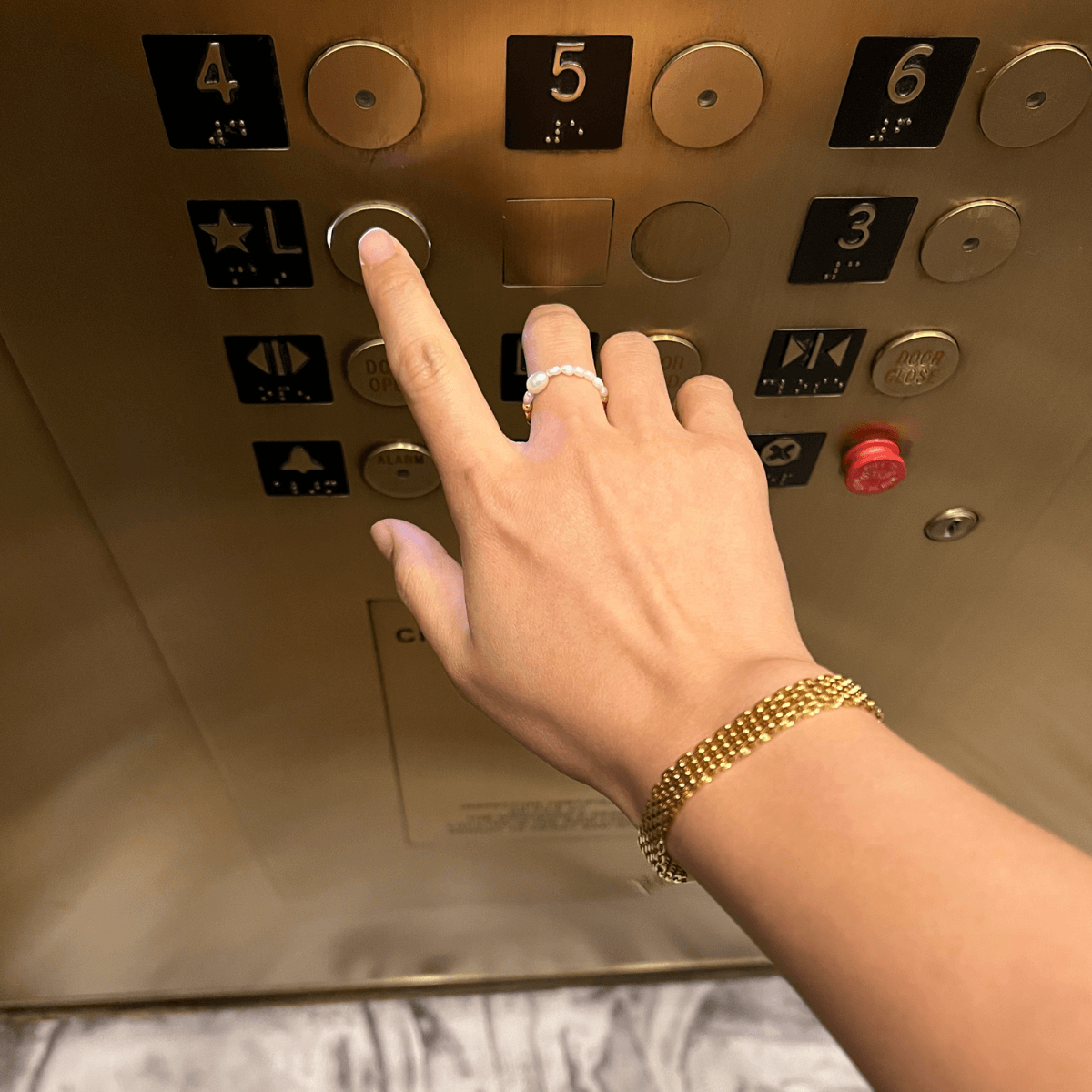 Gold Wide Chain Bracelet