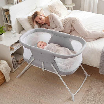 2 in 1 Baby Bassinet with Rocking Motion Foldable Bedside Sleeper with Breathable Mesh-Grey