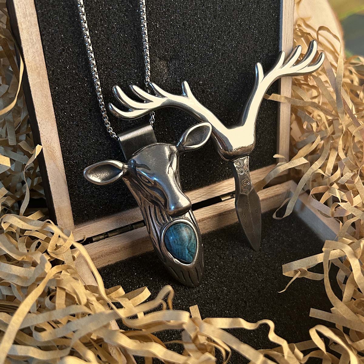 Deer Skull Necklace Knife Buckle