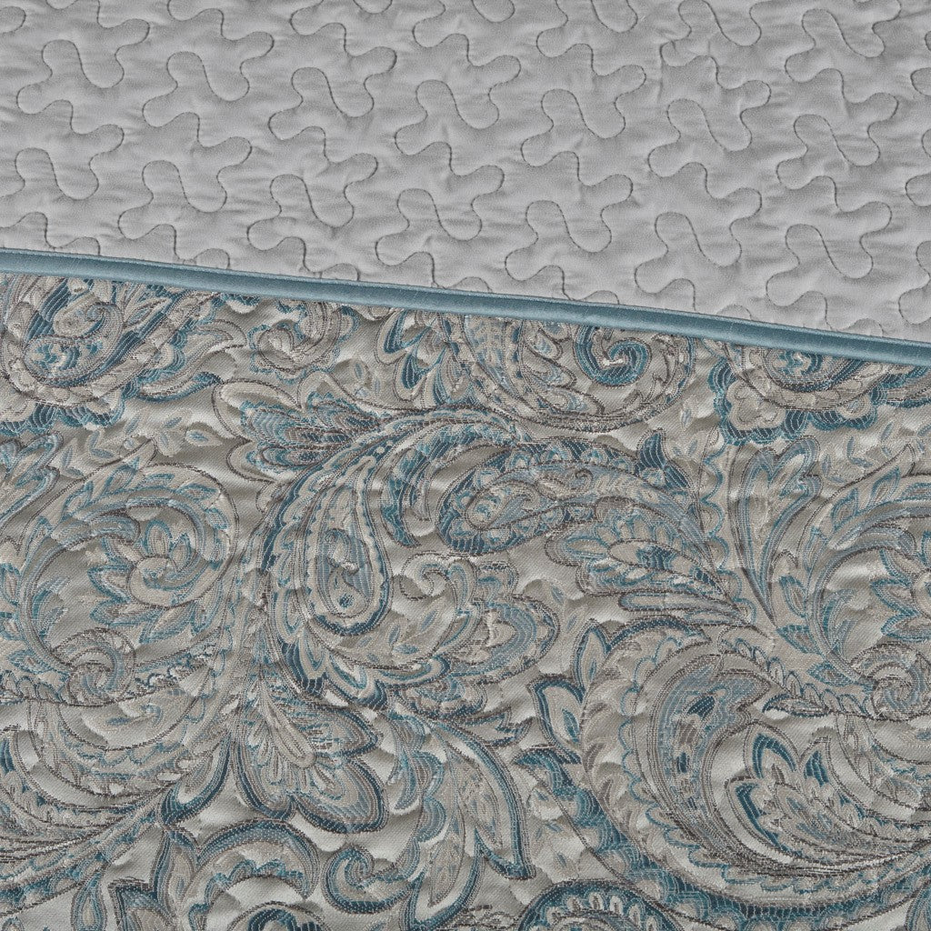 Aubrey 5 Piece Reversible Jacquard Bedspread Set in Teal