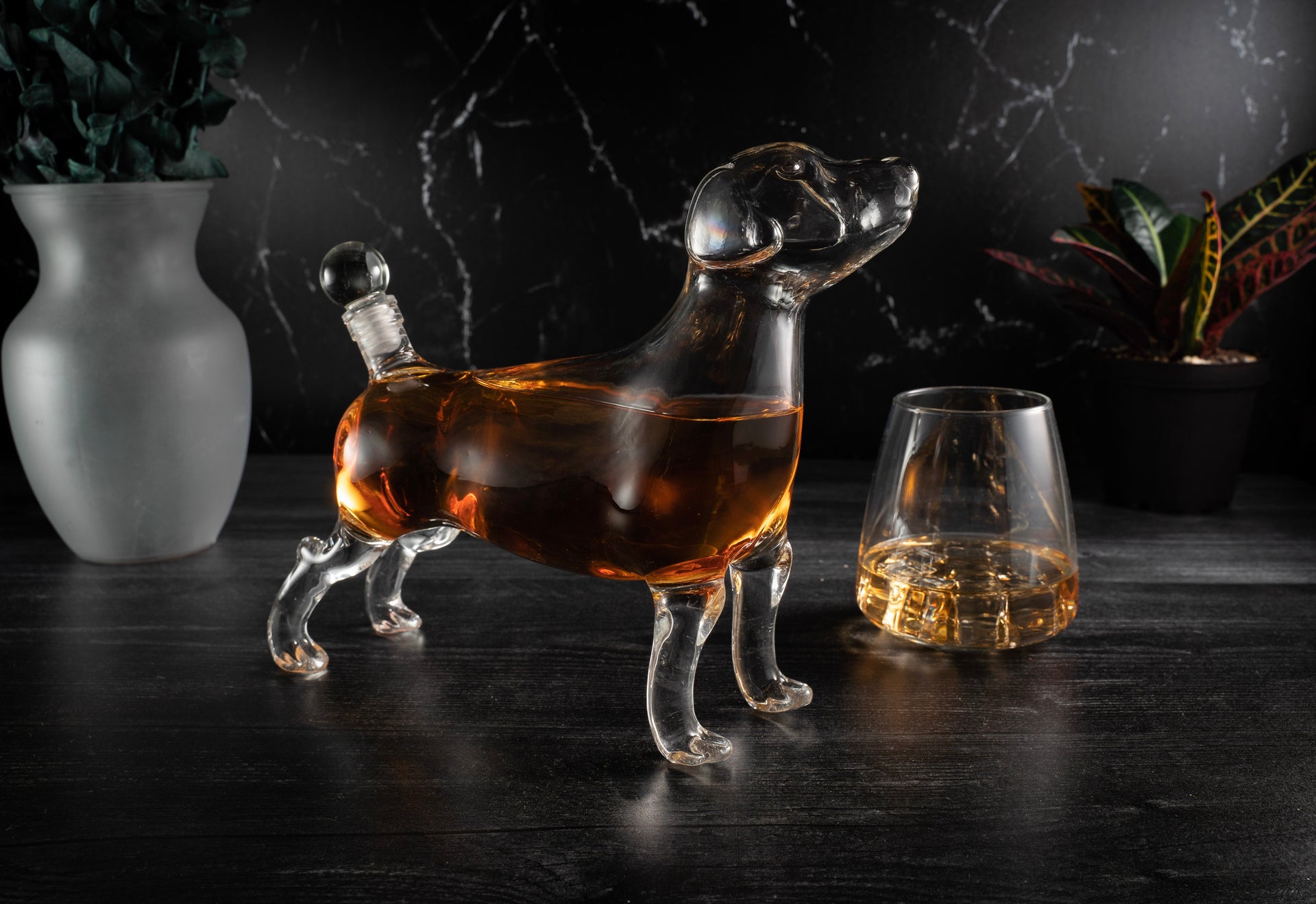 Dog Animal Wine & Whiskey Decanter The Wine Savant - Beautiful Profile of A Labrador Dog 500ml - Whiskey, Wine Scotch or Liquor Decanter