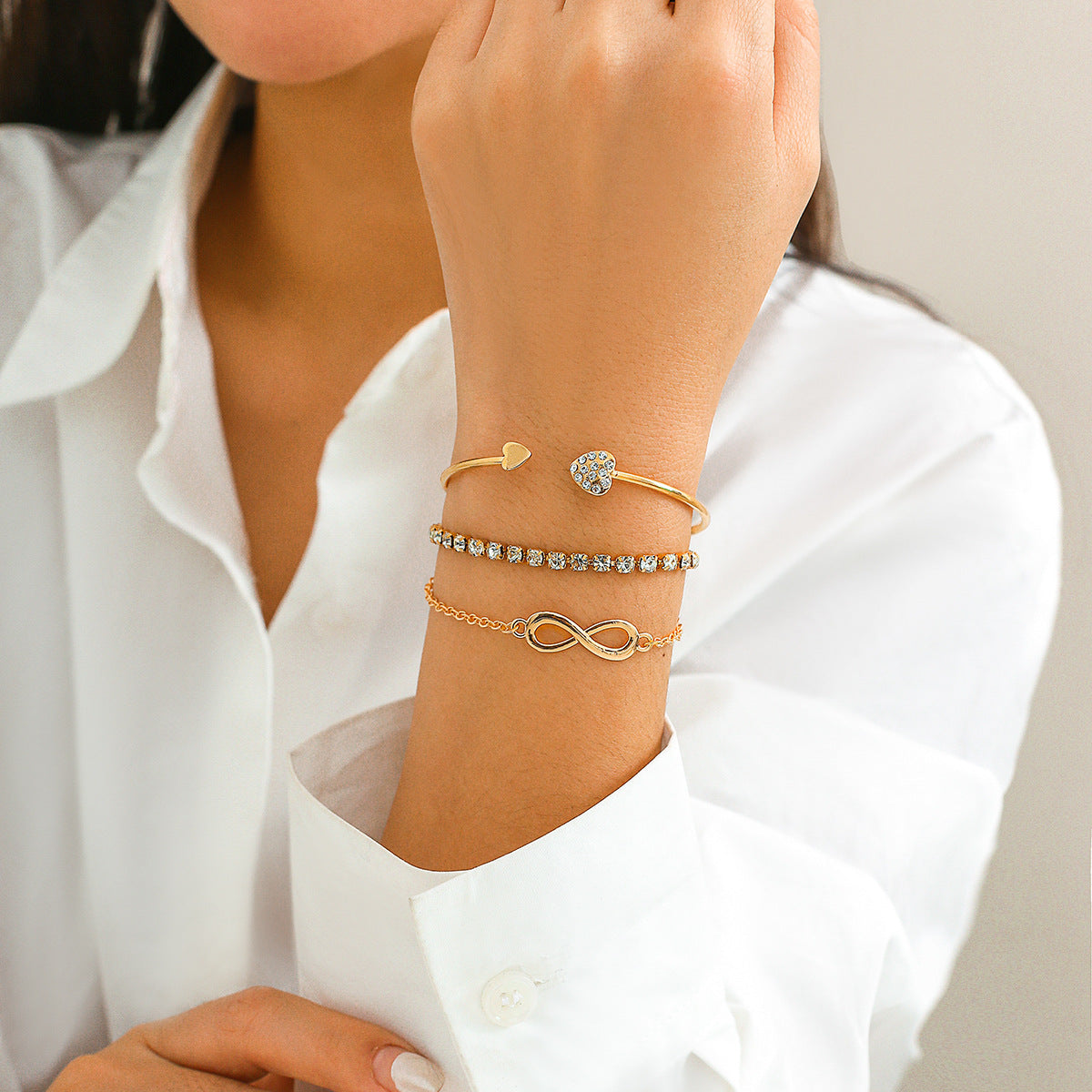 Retro heart-shaped full diamond chain 8-shaped bracelet, simple geometric rhinestone micro inlaid versatile bracelet for women