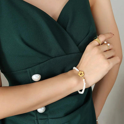 Gold Flower Pearl Chain Bracelet