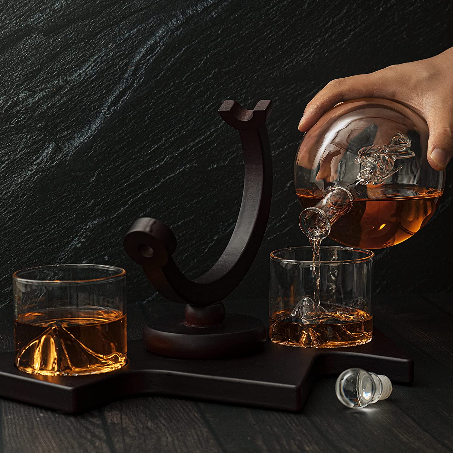 Ski Wine and Whiskey Decanter 850ml With 2 Glacier Mountain Glasses by The Wine Savant - 14