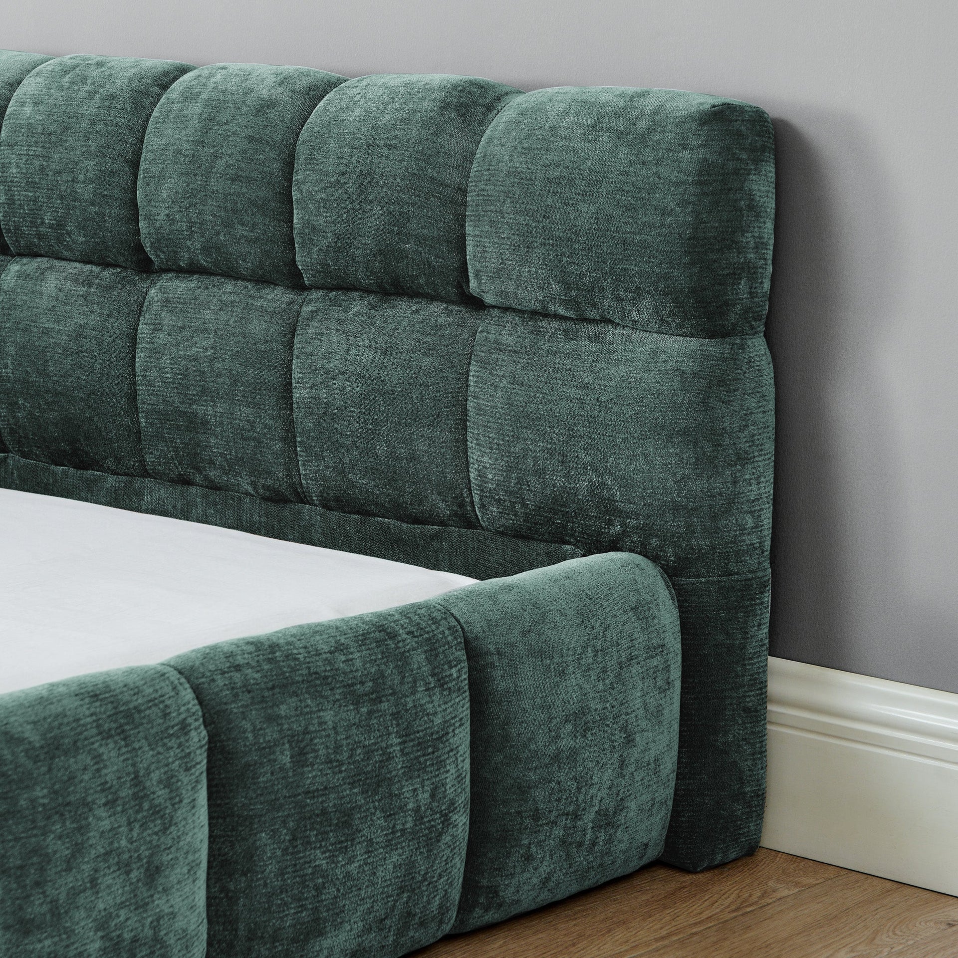 King size Upholstered Bed Frame with Thick Fabric, Chenille Fabric Grounded Queen Size Platform Bed with Headboard and Solid Frame. No Box Spring Needed-green(88.5''*85.5''*24'')