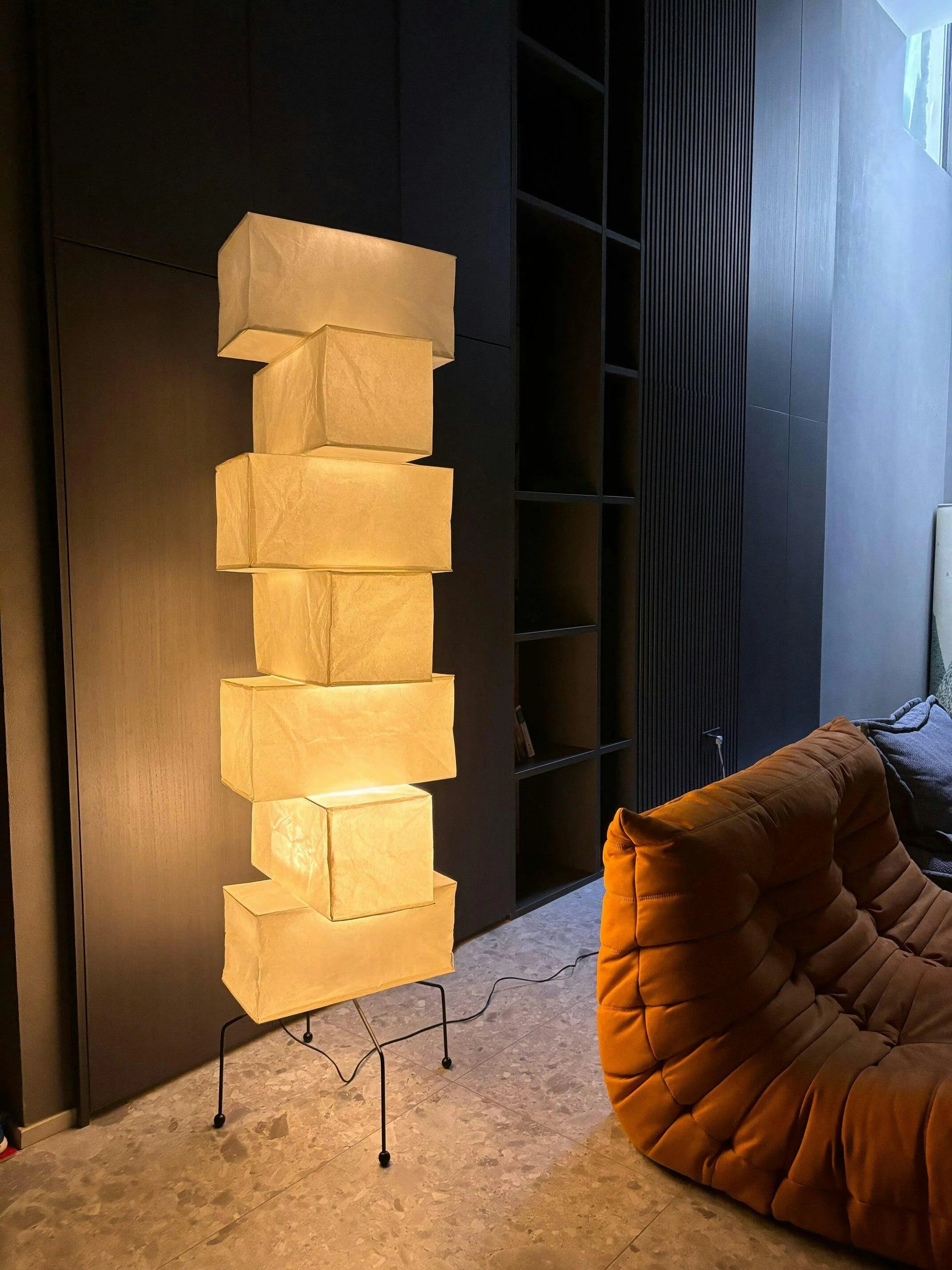 Akari UF4-L10 Floor Lamp