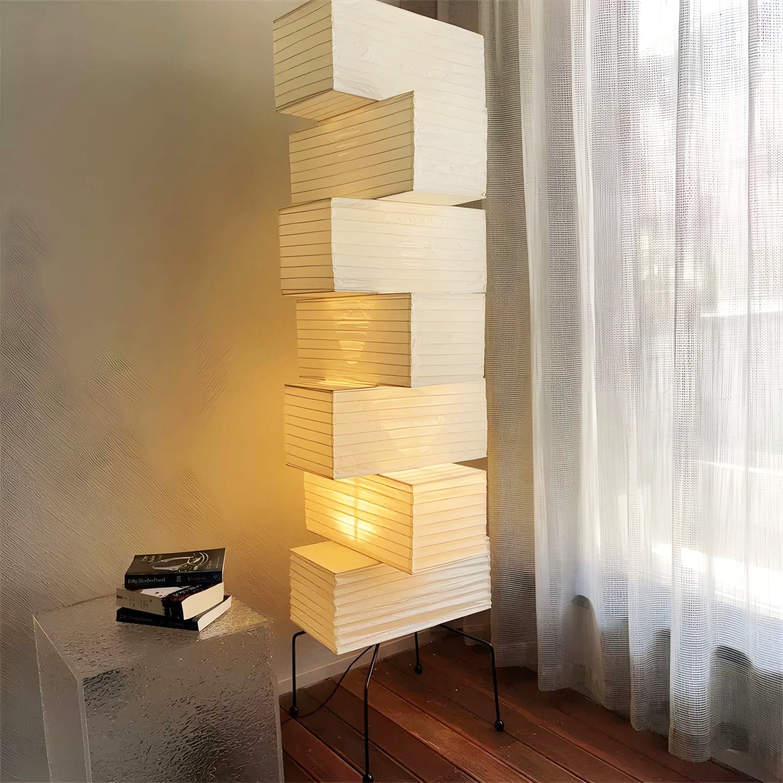 Akari UF4-L10 Floor Lamp