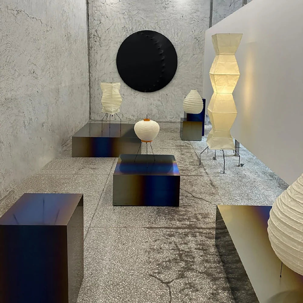 Akari UF4-L9 Floor Lamp