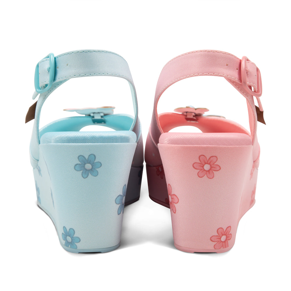 Chocolaticas® DEER Women's Wedge Sandal