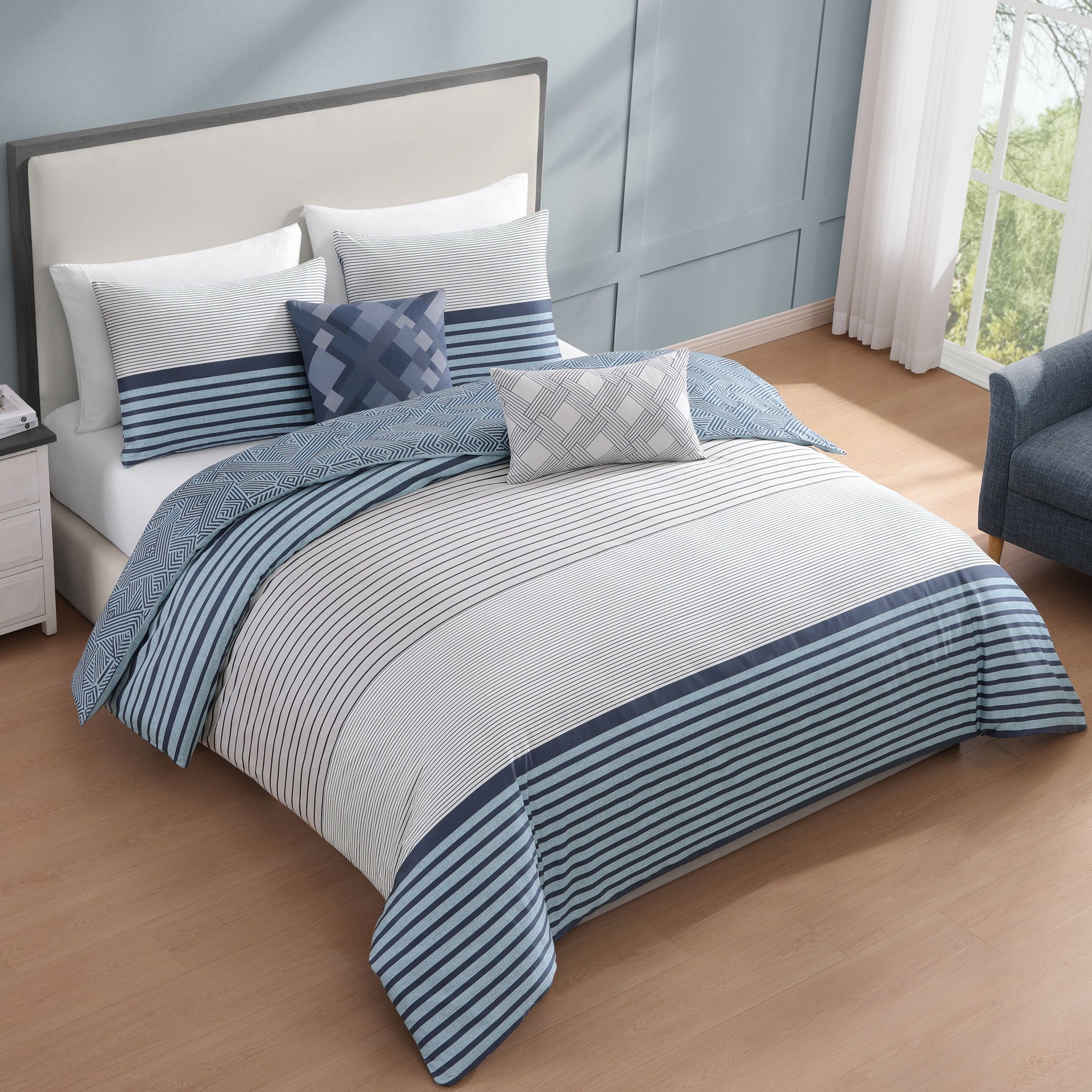 Blue Geo Lines 5 Piece Reversible Comforter Set