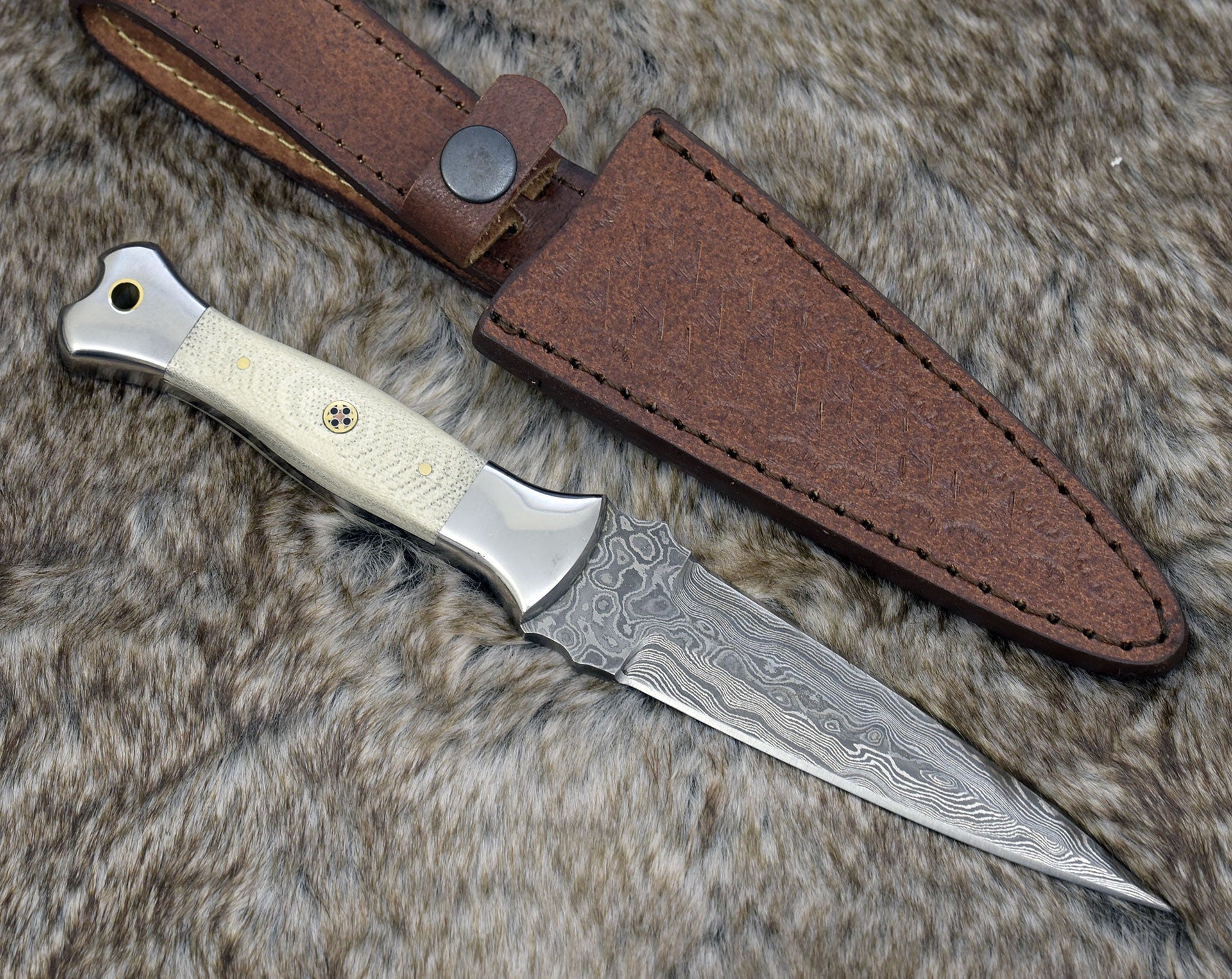 Prowler Damascus Hunting Fixed Blade Knife with G10 Handle & Leather Sheath