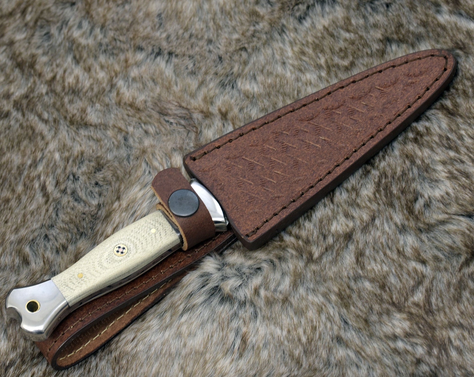 Prowler Damascus Hunting Fixed Blade Knife with G10 Handle & Leather Sheath
