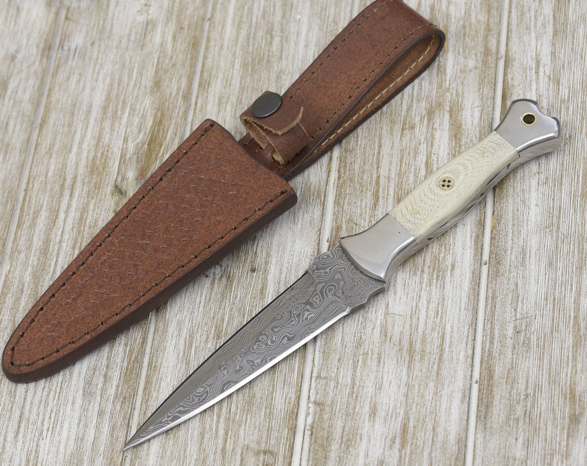 Prowler Damascus Hunting Fixed Blade Knife with G10 Handle & Leather Sheath