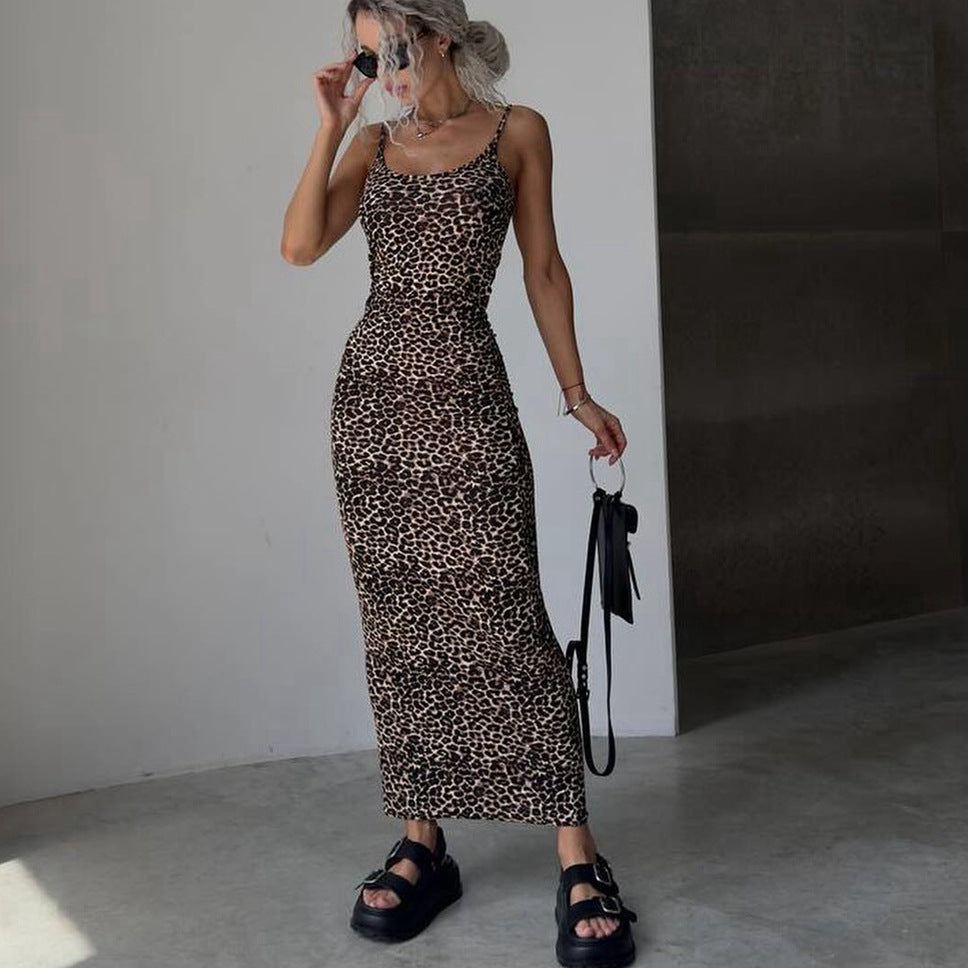 Strap top dress with waist bag and buttocks backless and slimming dress