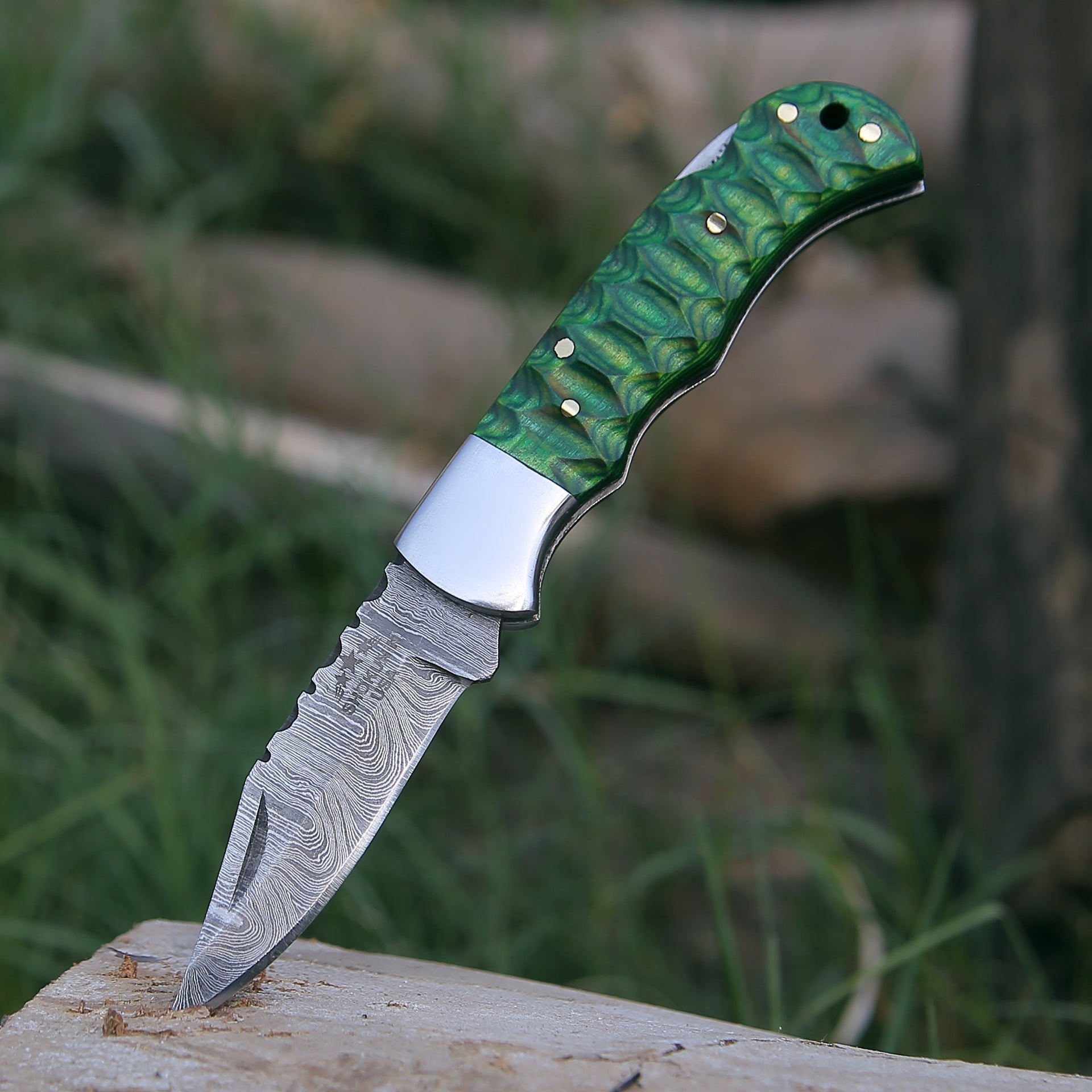 Ironclad Pocket Knife with Pakka Wood Handle