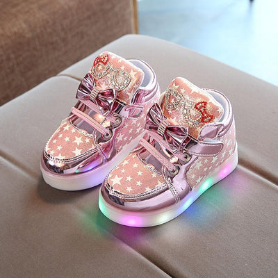 Modern Trend NEW Fashion Style Baby Fashion Sneakers For Children Girls Star Luminous Child Casual Colorful Light LED Shoes Sneakers