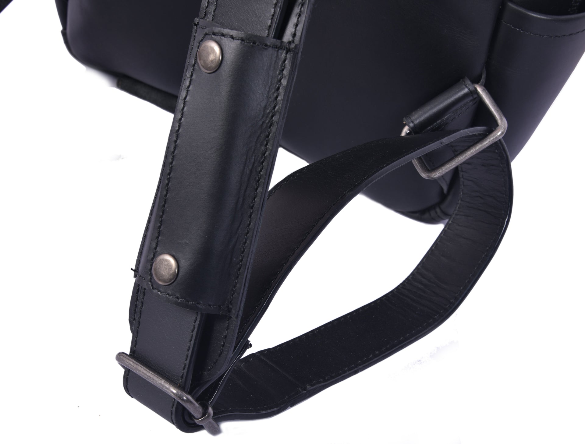 Tolredo Hudson Leather Backpack (Midnight Noir)