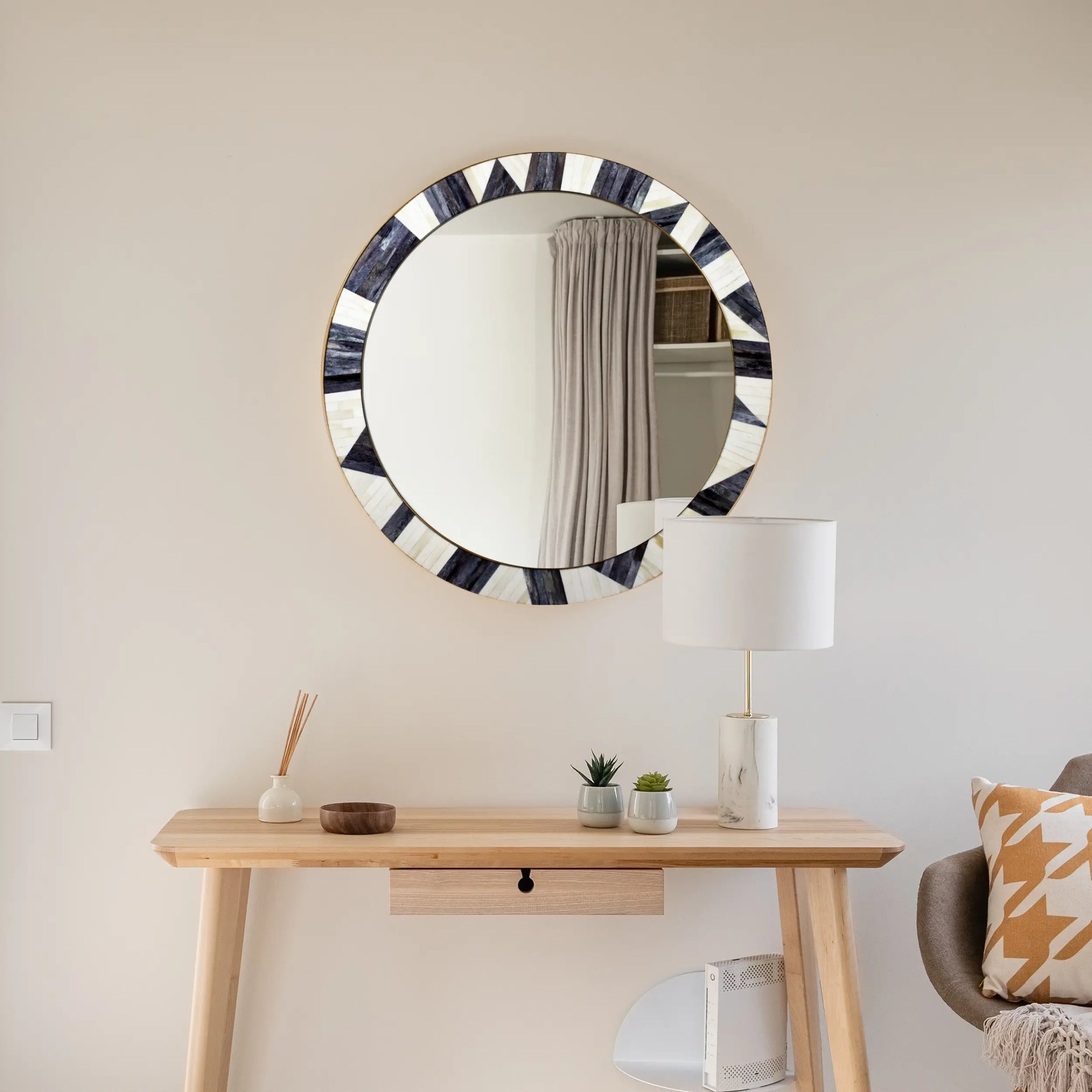 Bone Inlay Chaucer-Duchess Round Wall Mirror, 28