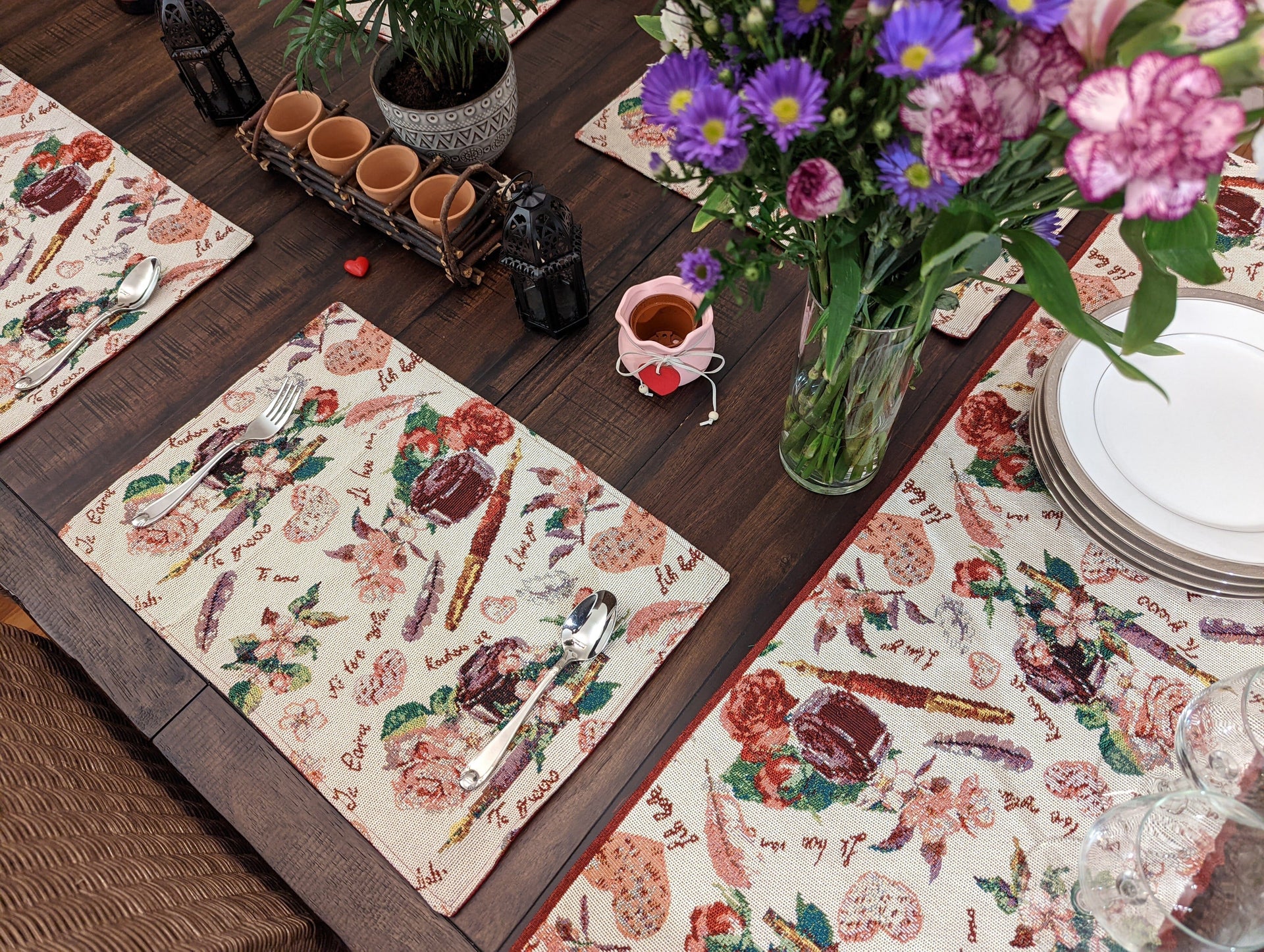 DaDa Bedding Set of 4-Pieces Sweet Love Notes Pink Floral Tapestry Dining Table Placemats 13” x 19”