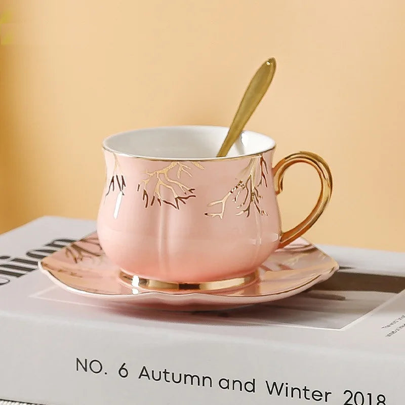 180ml European Espresso Cup Plate Set Light Luxury Gold Handle Ceramic Cup Coffee Cup And Dish Set Afternoon Camellia Tea Cup