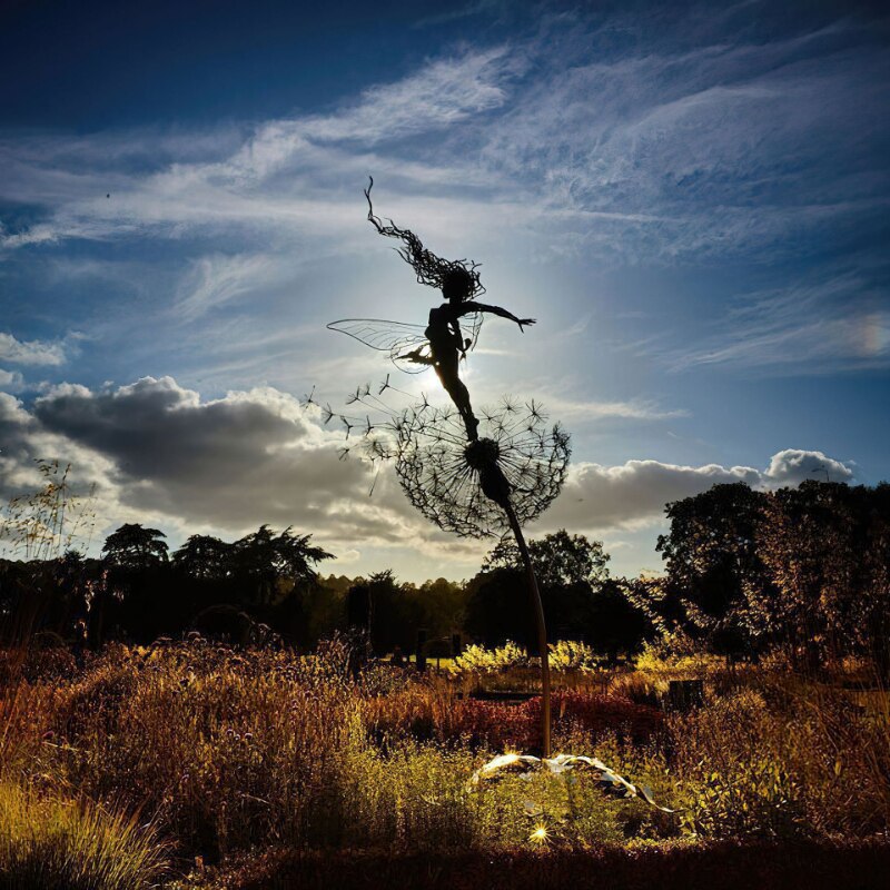 Dancing Fairy Statue Steel Wires Fairy Elf Dandelion Miniature Sculpture Mythical Garden Figurine Fairies Pixies Yard Decor