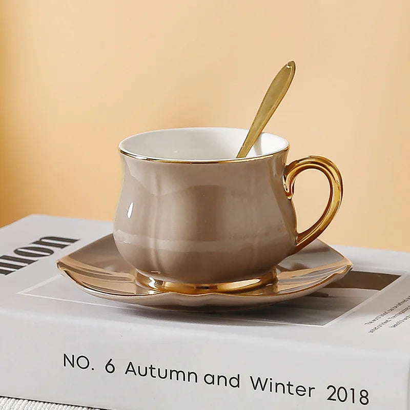 180ml European Espresso Cup Plate Set Light Luxury Gold Handle Ceramic Cup Coffee Cup And Dish Set Afternoon Camellia Tea Cup