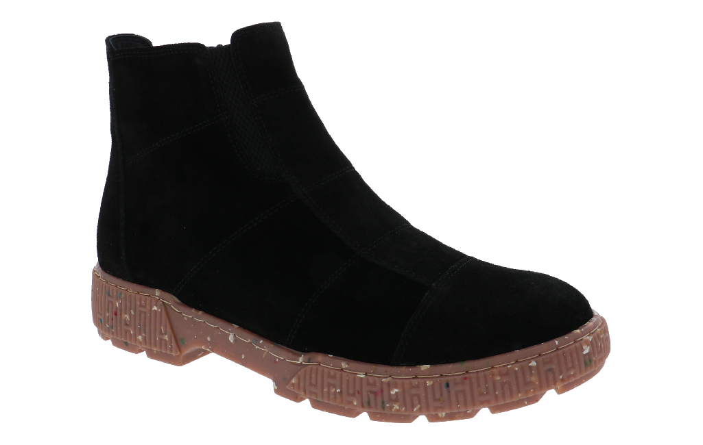 Uma Boots