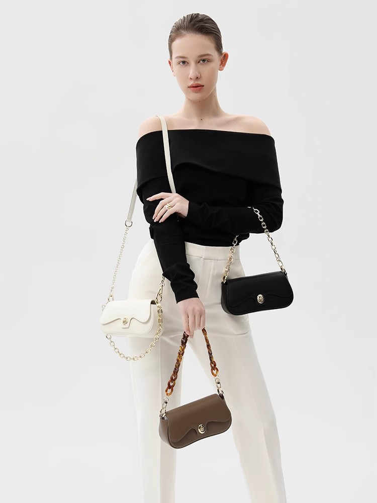 Usagi Crossbody Bag