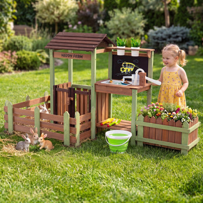 Fir Wood Mud Farm Playset with Planter Box Lockable Yard and Faucet for 3+ Kids