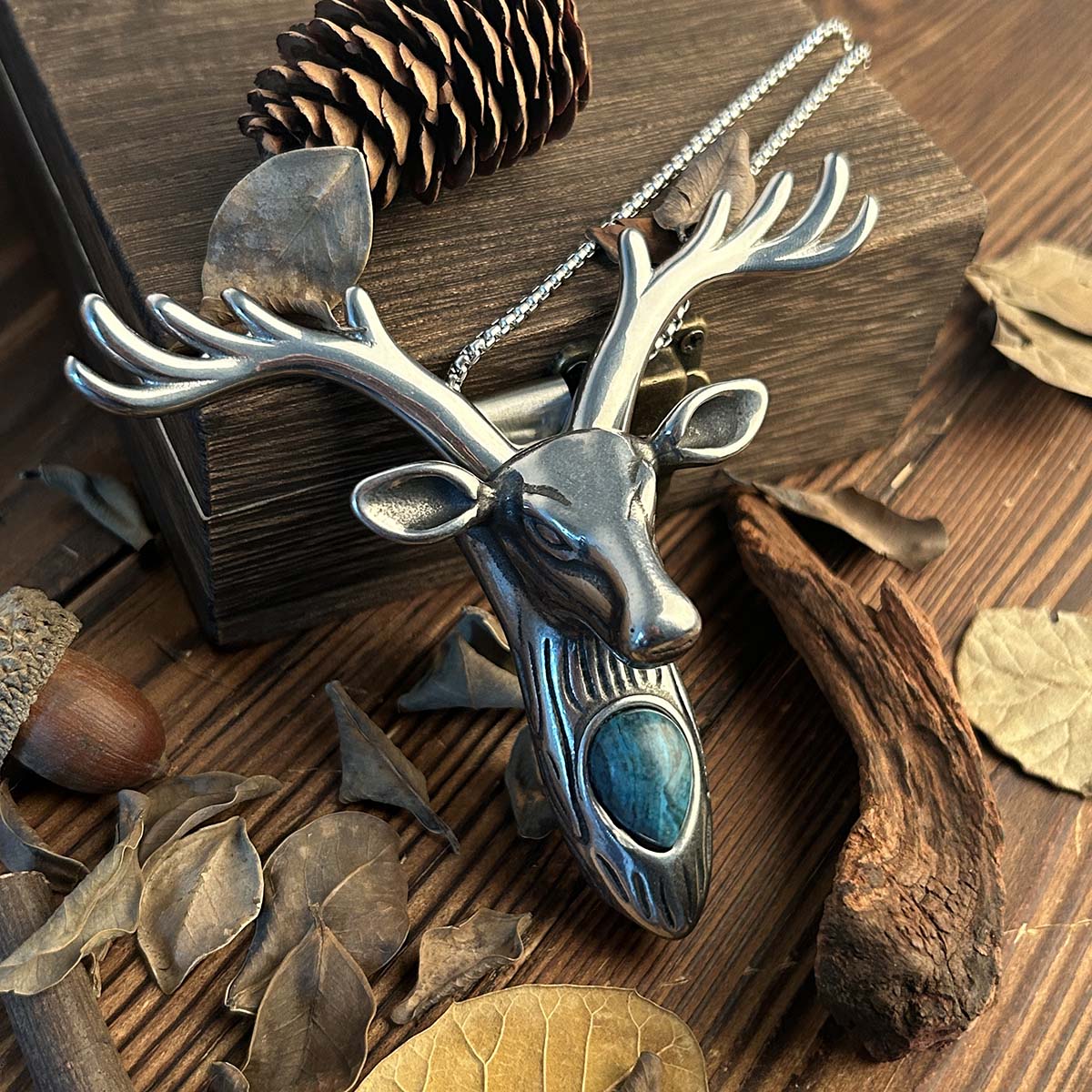 Deer Skull Necklace Knife Buckle