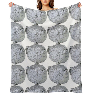 Cute Little Chonky Seal Throw Blanket