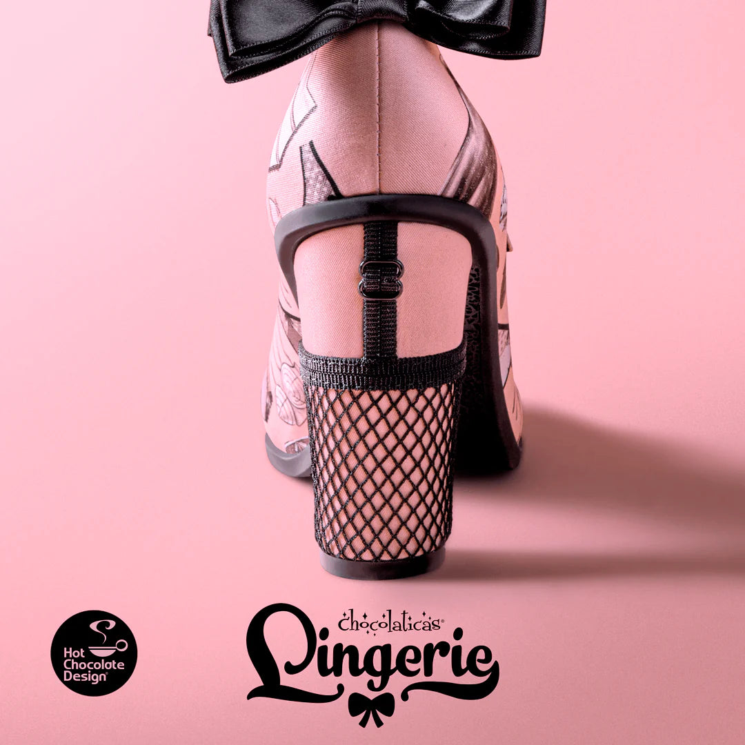 High-heeled shoe with fishnet design on a pink background, featuring Chocolaticas Lingerie branding.