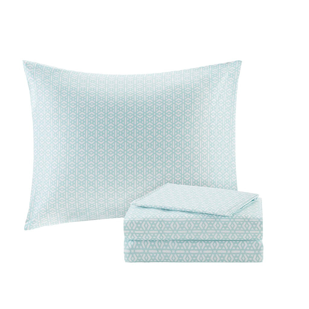 Loretta Boho Comforter Set with Bed Sheets in Coral by Intelligent Design