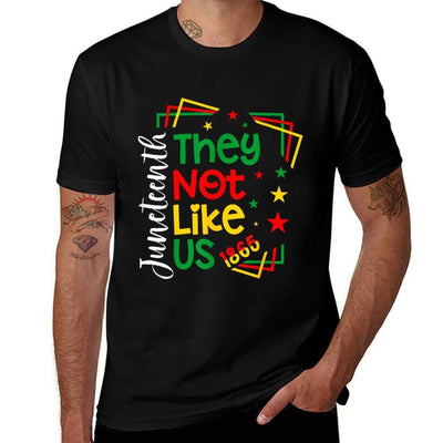 Funny Juneteenth 1865 They Dont Like Us, Vintage Juneteenth Versatile T-Shirt