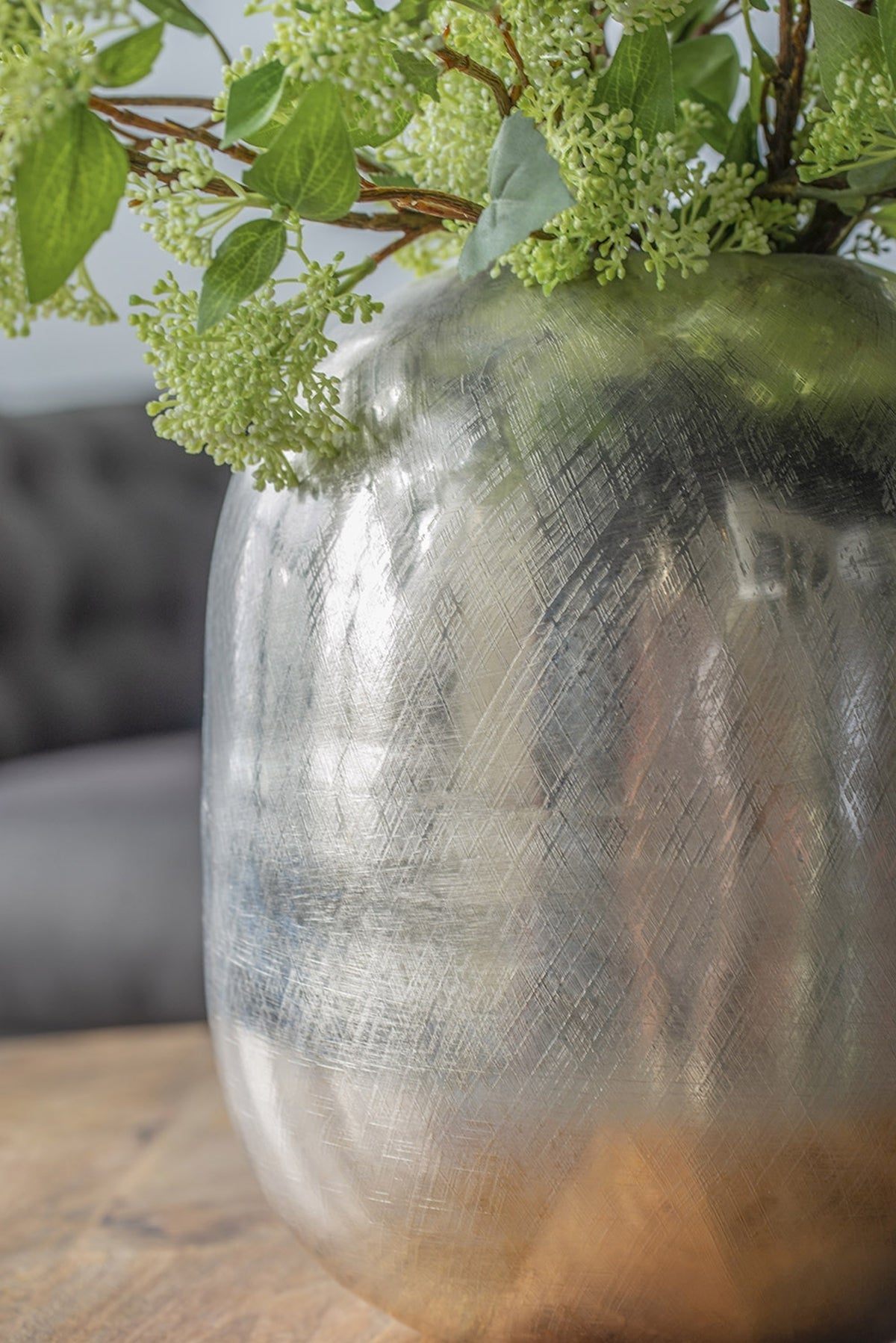 12.5x12.5x15' Aluminum Vase, Silver Streaks