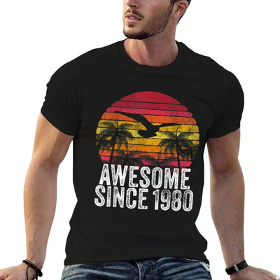 Awesome Since 1980 40th Birthday Gift Vintage Men Women Vintage-inspired T-Shirt