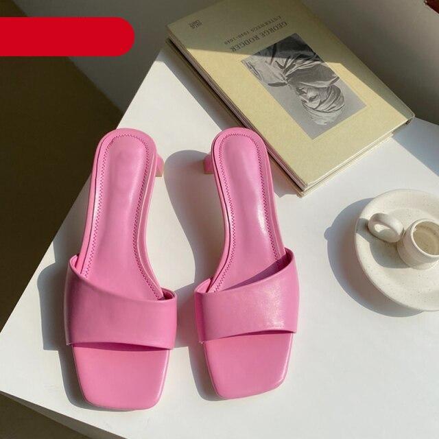 Elegant Women Slippers Summer Outdoor Beach Flip Flop Open Toe Flat Casual Low Heel Sandal Square Open Toe Heeled Sandals Beach Charming Sandals