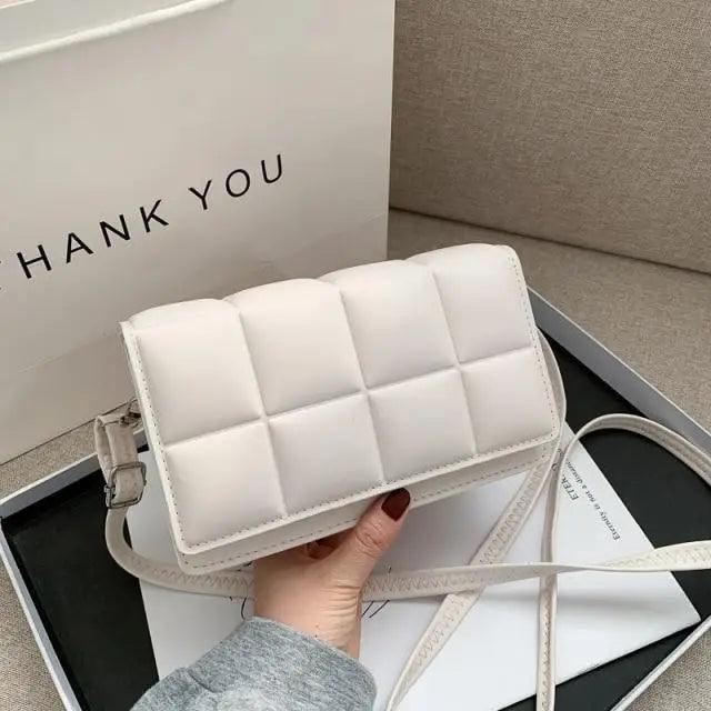 Fashionable Women's Bag Autumn Winter Female Literary Single-Shoulder Bag Chain Design Cross-Body Bag Trendy Women's Bag