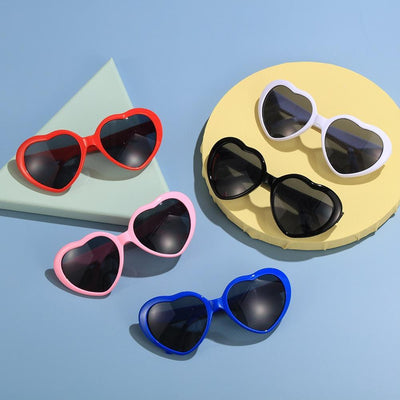 Heart Effect Diffraction Glasses That Turn Lights into Hearts Shaped Love Effects Glasses Watch The Lights Change to Heart Shape At Night Diffraction Glasses For Unisex Sunglasses