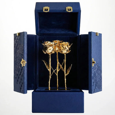 DaVinci's Blue Trio - Three Roses. One Forever Moment.