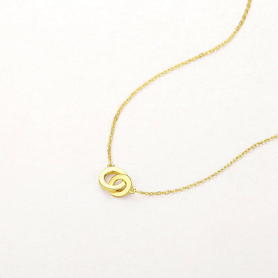 Simple Interlock Necklace