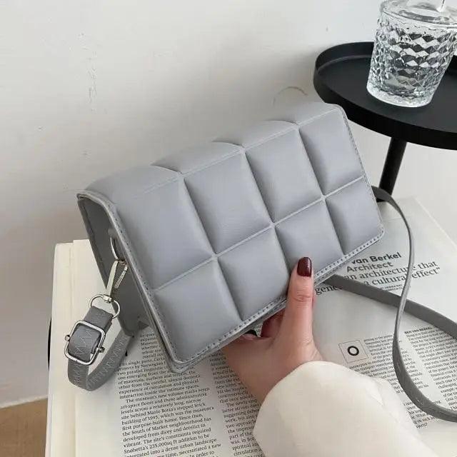 New Female Literary Single-Shoulder Bag Minority Design Cross-Body Bag - Trendy Female Cross Body Bags