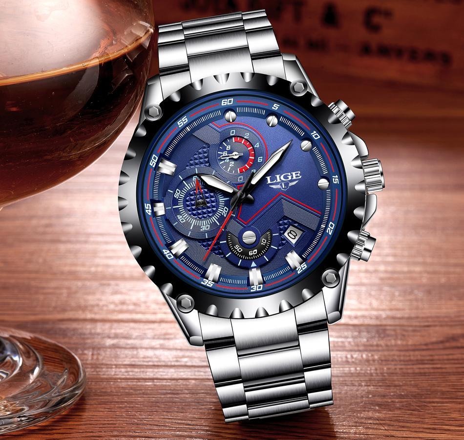 Men's Watch With Chronometers Day Display And Fluorescent Hands Unique Design Excellent Gift