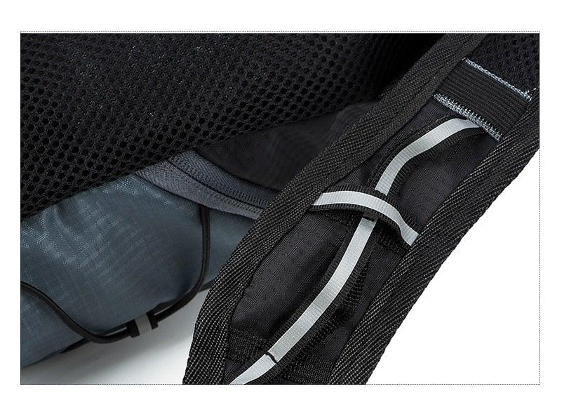 Bike Bags Portable Waterproof Backpack Cycling Water Bag Outdoor Sport Climbing Hiking Pouch Hydration Backpack Bike Backpack Mountain Biking Daypack Cycling Hiking Bicycle 10L