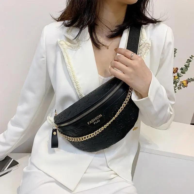 Retro Waist Bag PU Leather Fanny Pack Purse Leather with Gold Chain Strap Stylish Waist Pack Women Belt Bag Multifunctional Chest Bag