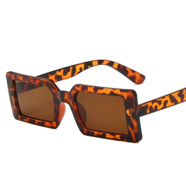 Vintage Brown Small Stylish Sunglasses Popular Colorful Retro Design Sunglasses For Women Luxury Eyewear Cool Style For Women Rectangle Frame Sun Glasses