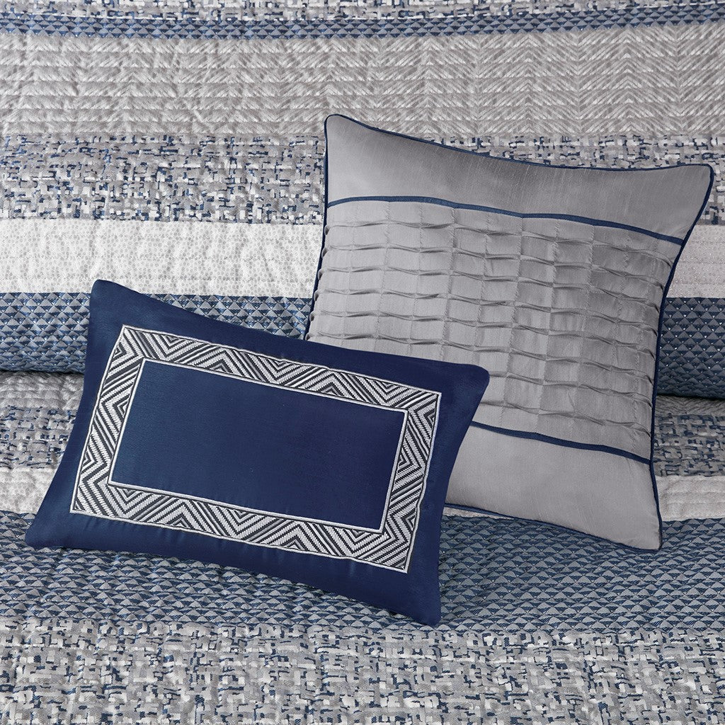 Rhapsody 6 Piece Reversible Jacquard Quilt Set with Throw Pillows in Navy