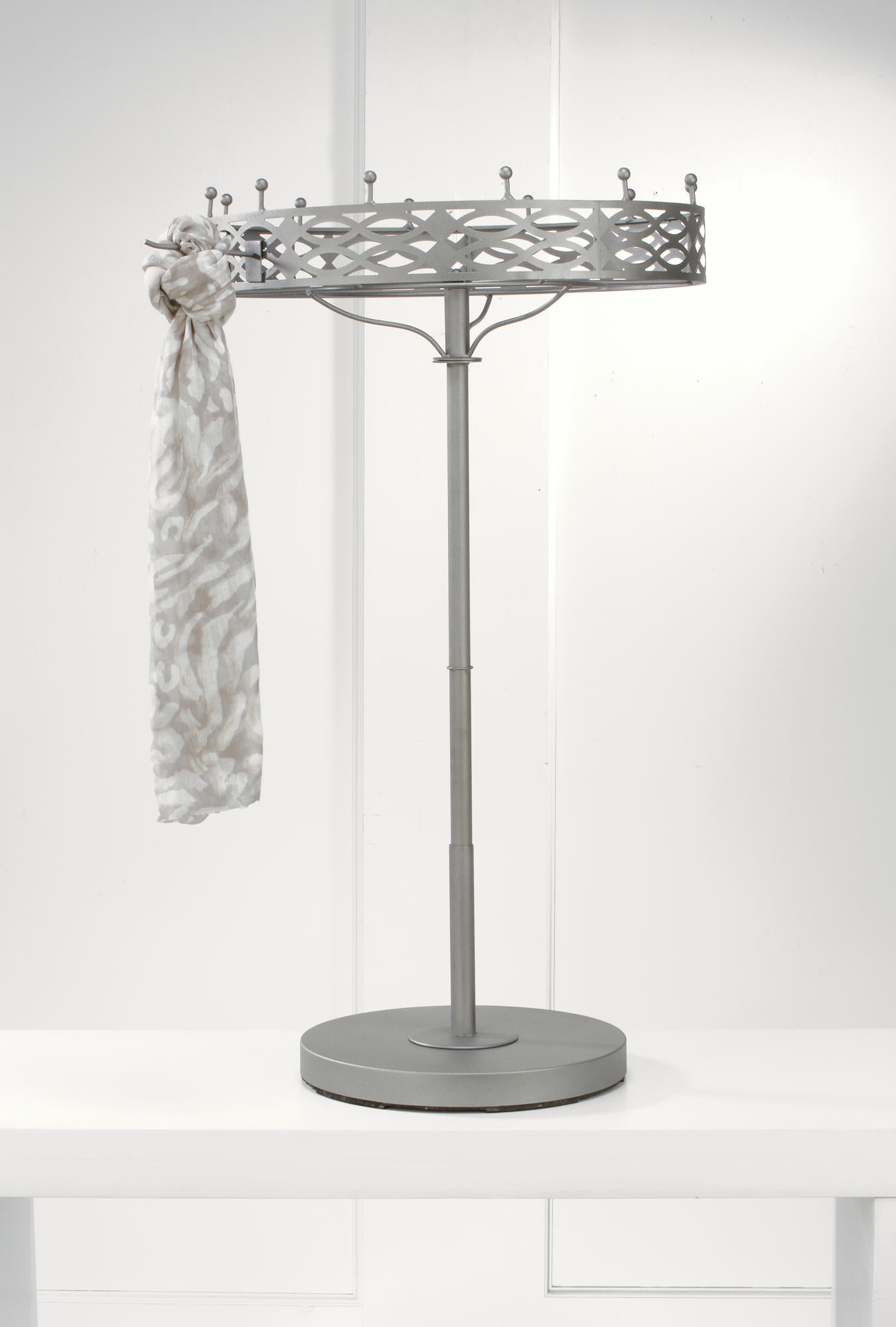 Versattach Crown Scarf & Purse Stand